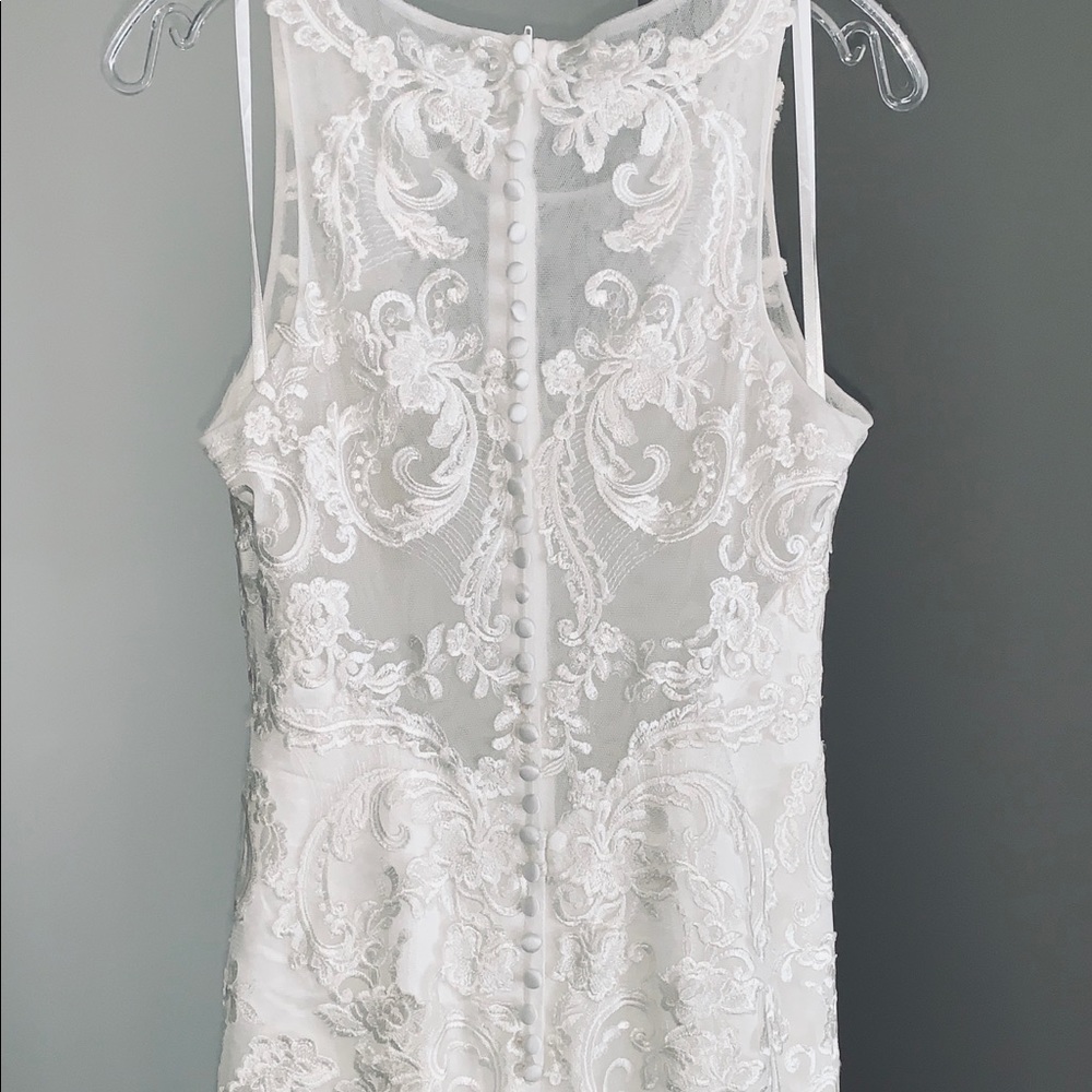 Brand new wedding dress
